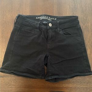American Eagle Outfitters Women's Black Shorts-Super stretch size 4
